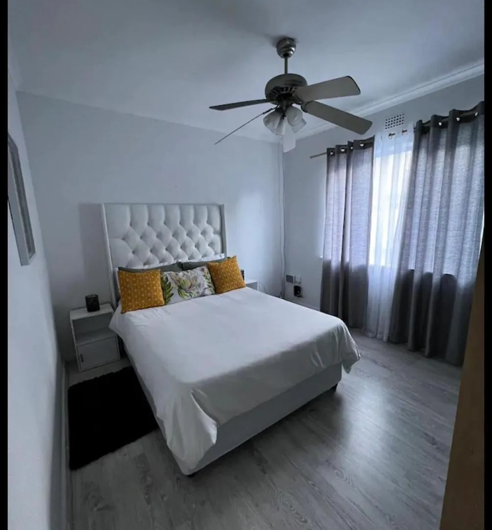 Dmk Guesthouse 2 Le Cap
